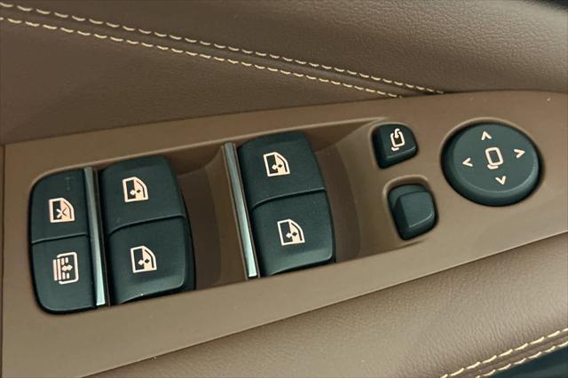 new 2026 BMW X7 car, priced at $109,505