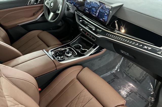 new 2026 BMW X7 car, priced at $109,505
