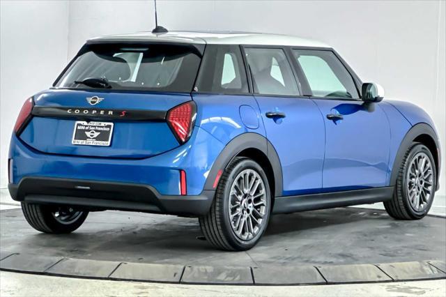 new 2025 MINI Hardtop car, priced at $39,380