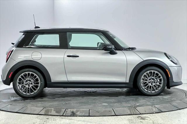 new 2025 MINI Hardtop car, priced at $33,280