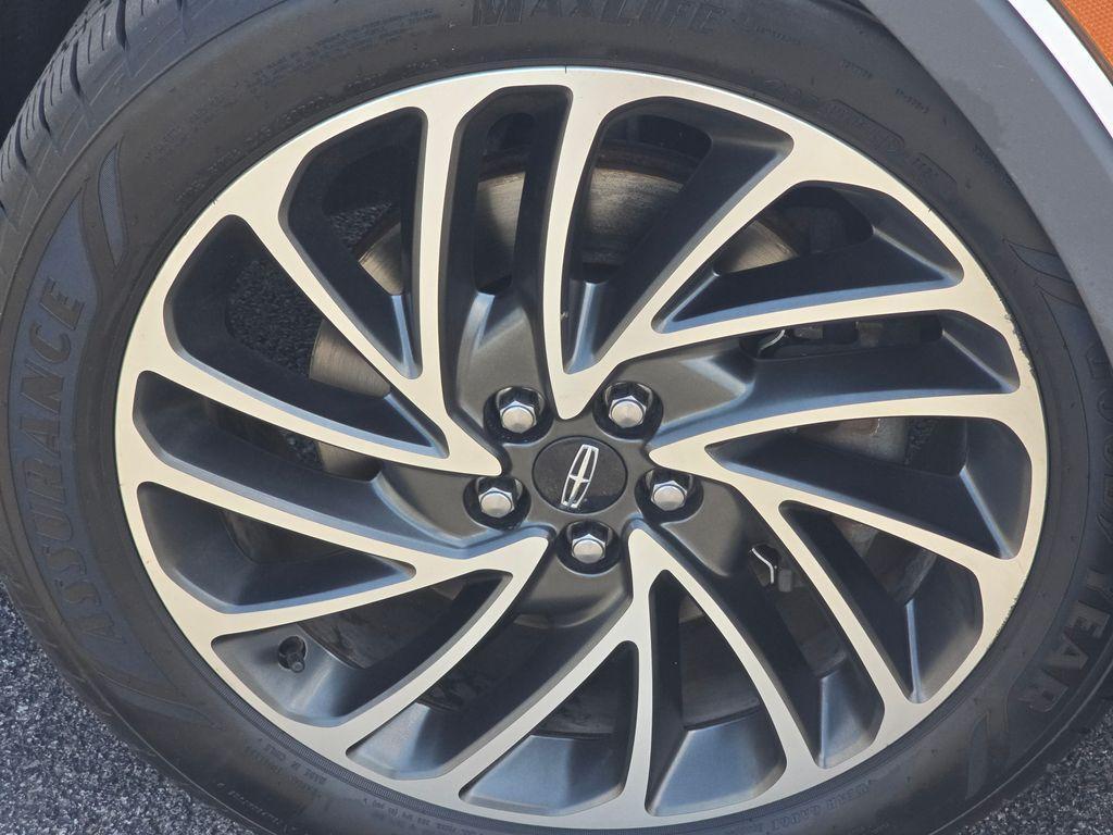used 2019 Lincoln Nautilus car, priced at $23,499