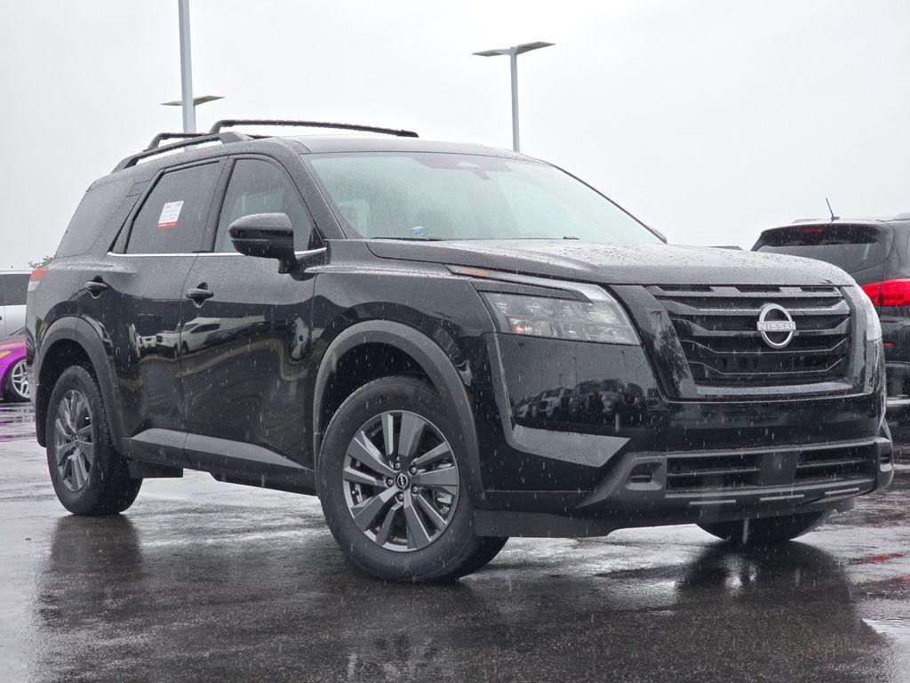 new 2025 Nissan Pathfinder car, priced at $40,467
