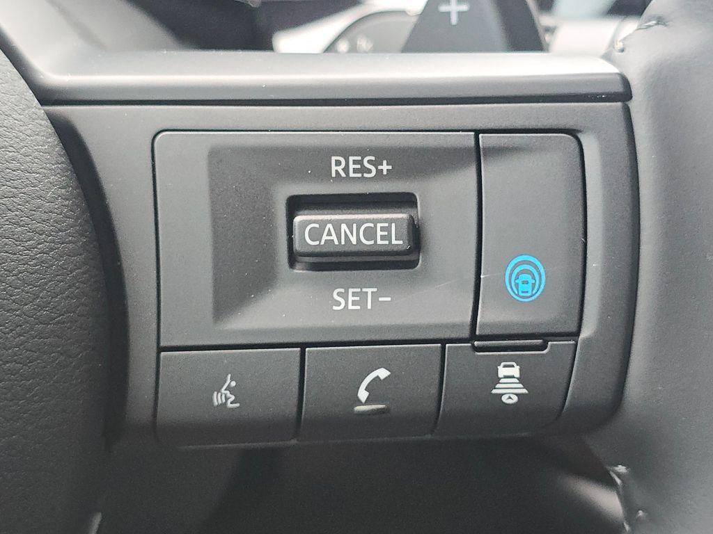 new 2025 Nissan Pathfinder car, priced at $40,467
