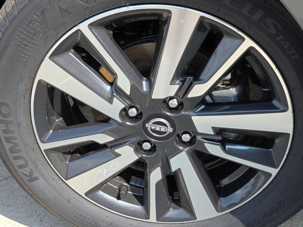 new 2025 Nissan Versa car, priced at $21,717