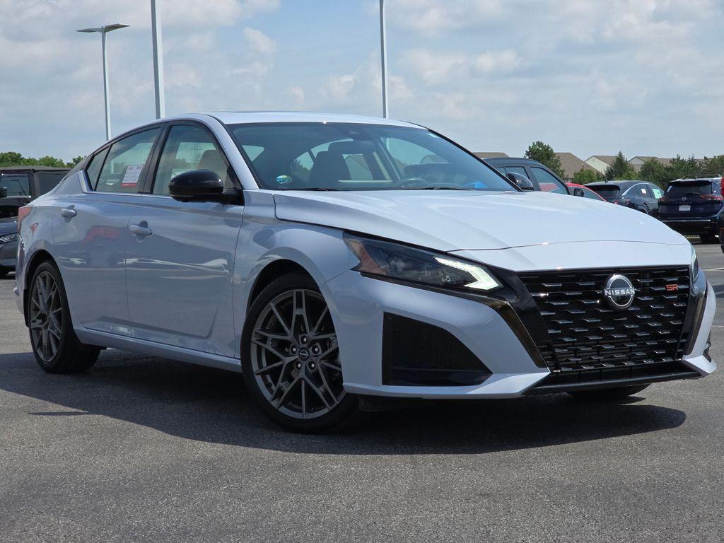 used 2023 Nissan Altima car, priced at $25,999