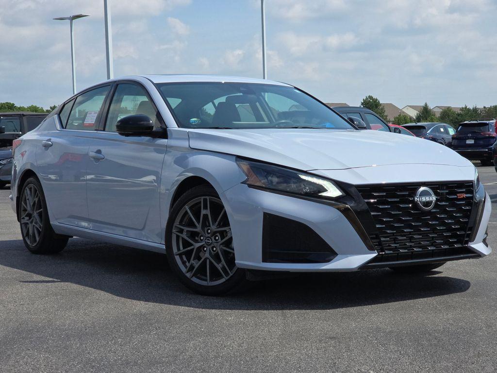 used 2023 Nissan Altima car, priced at $25,999