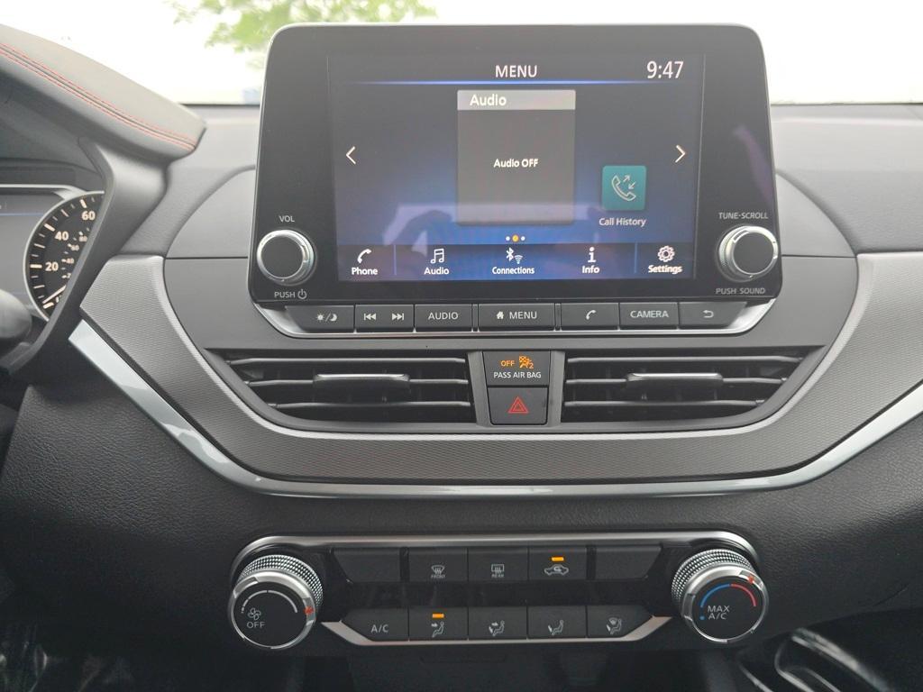 new 2025 Nissan Altima car, priced at $30,683