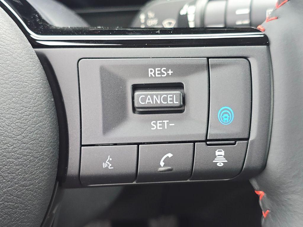 new 2025 Nissan Kicks car, priced at $31,800