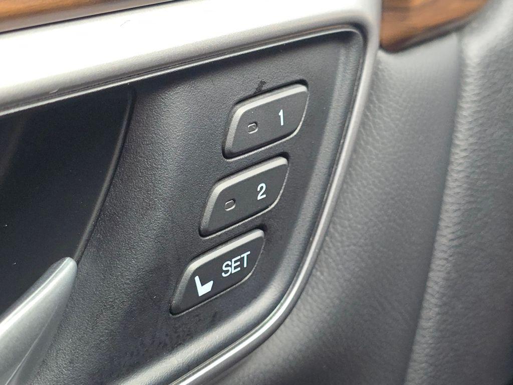 used 2020 Honda CR-V Hybrid car, priced at $24,999