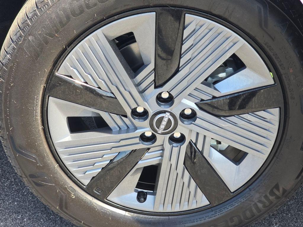 new 2025 Nissan Murano car, priced at $46,071