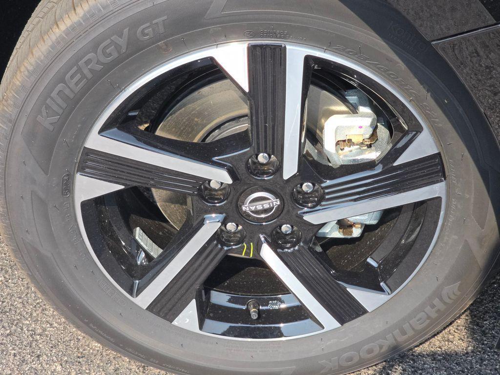 new 2025 Nissan Sentra car, priced at $25,005