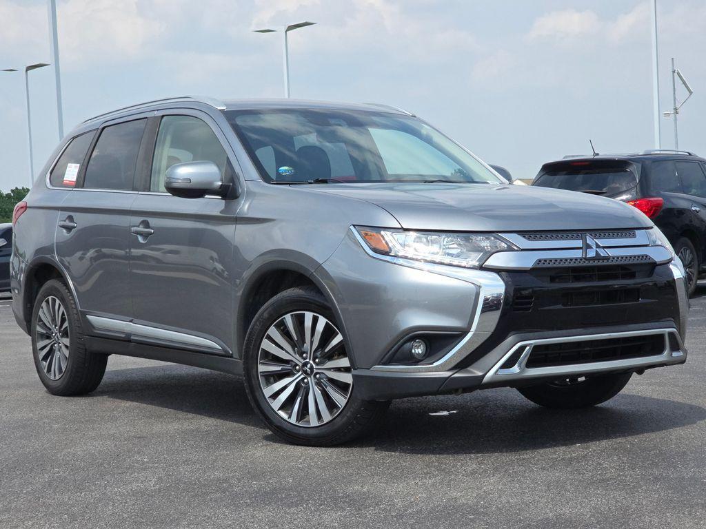 used 2020 Mitsubishi Outlander car, priced at $13,999