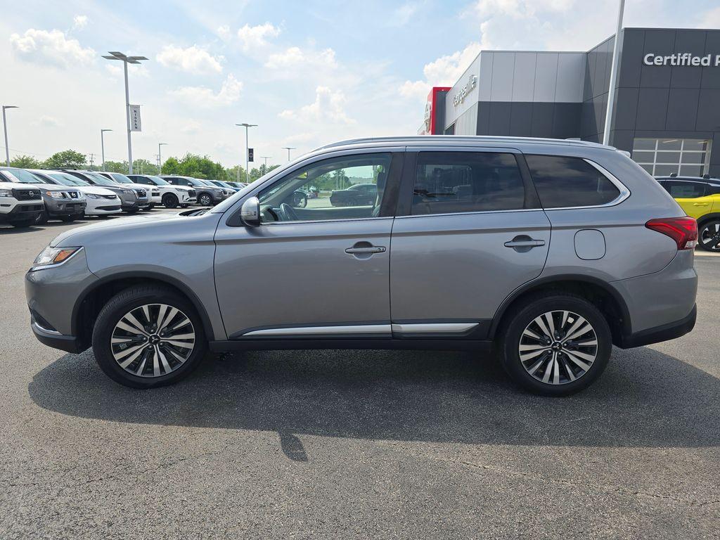 used 2020 Mitsubishi Outlander car, priced at $13,999