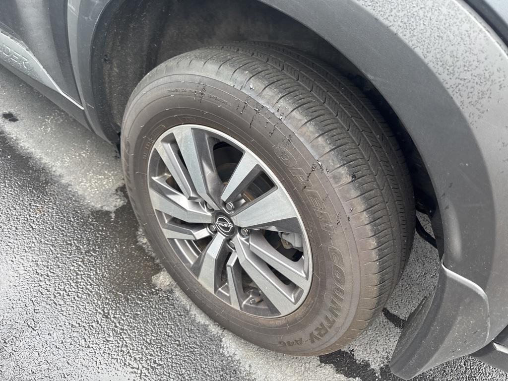 used 2023 Nissan Pathfinder car