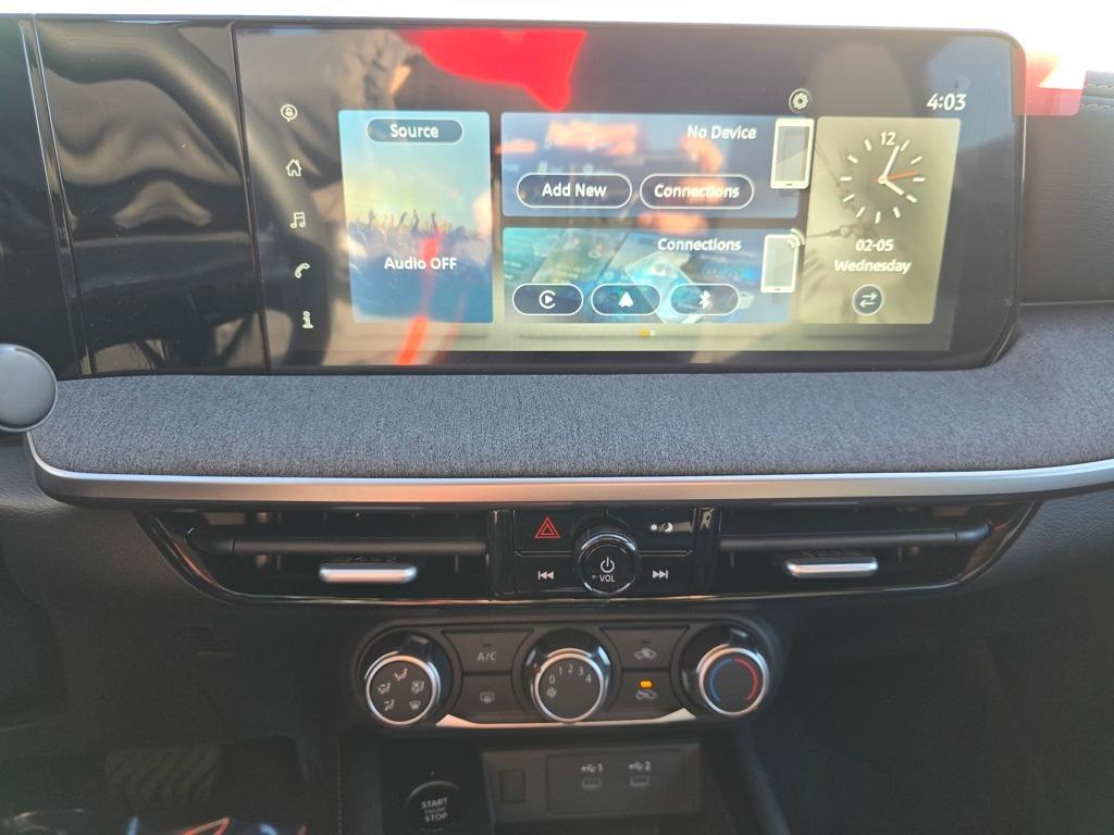new 2025 Nissan Kicks car, priced at $26,654