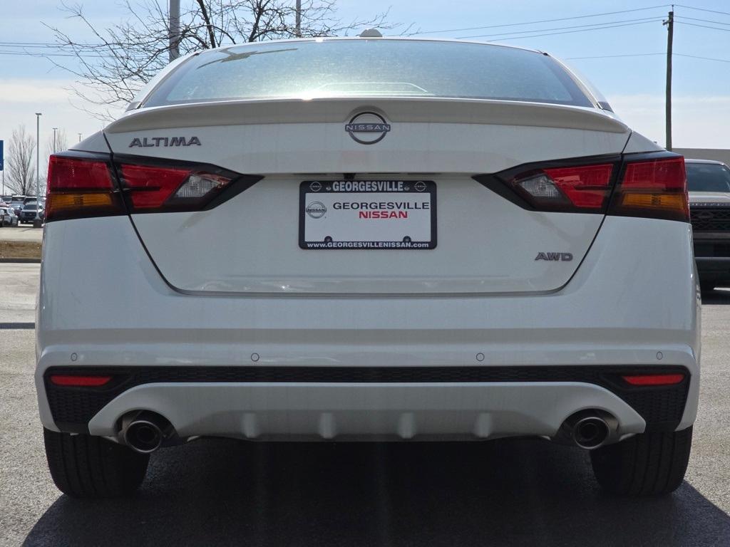 new 2025 Nissan Altima car, priced at $30,254