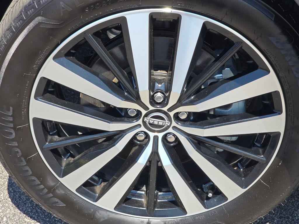 used 2025 Nissan Pathfinder car, priced at $47,499