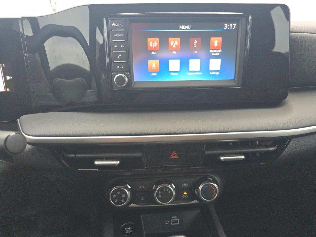 new 2025 Nissan Kicks car, priced at $24,343
