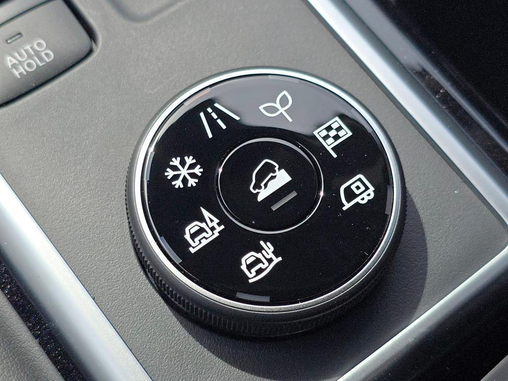 new 2025 Nissan Pathfinder car, priced at $50,299