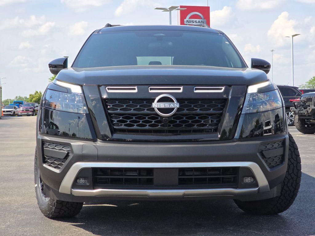 new 2025 Nissan Pathfinder car, priced at $44,367