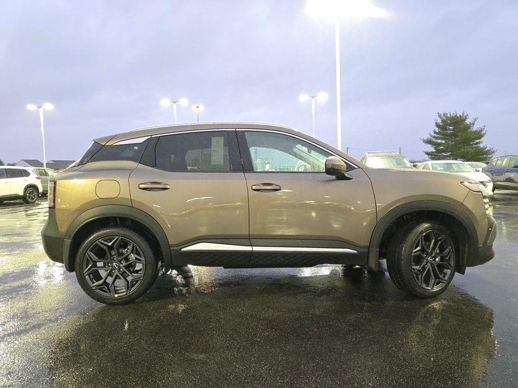 new 2025 Nissan Kicks car, priced at $30,295