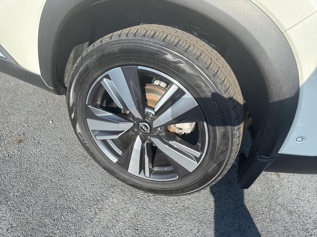 used 2022 Nissan Rogue car, priced at $28,999