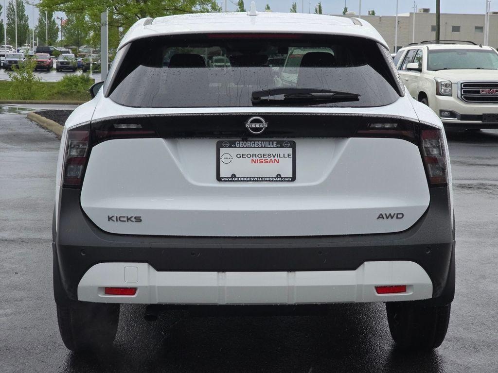 new 2025 Nissan Kicks car, priced at $30,115