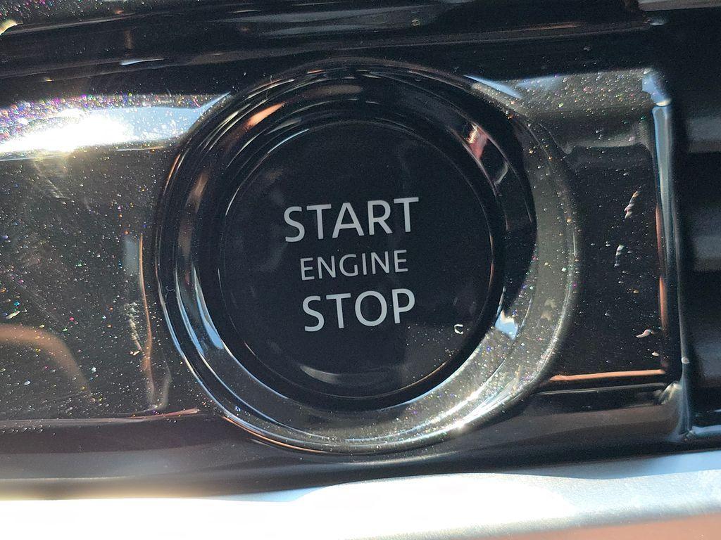 new 2025 Nissan Pathfinder car, priced at $41,122