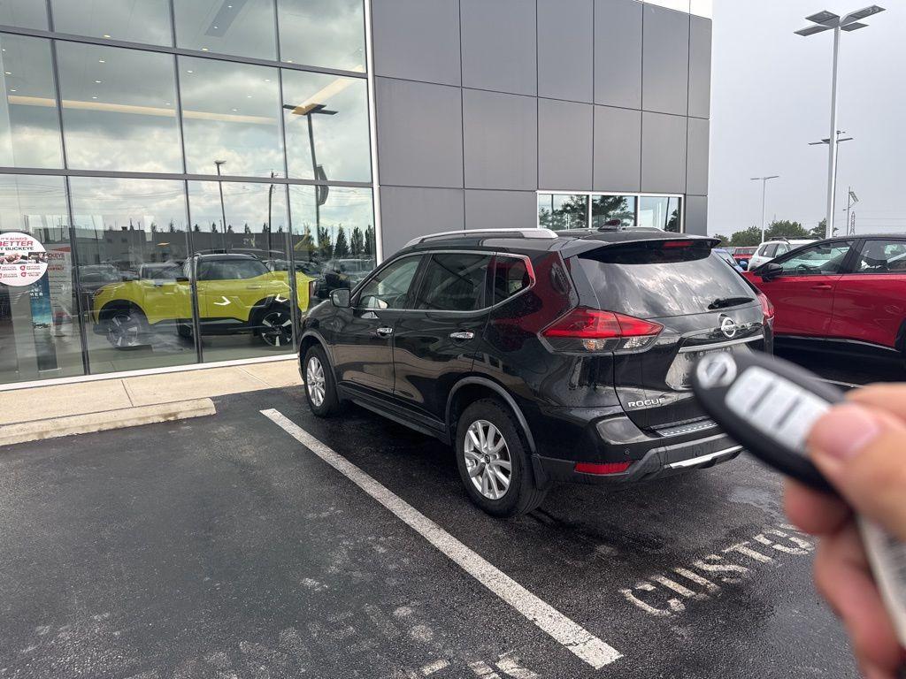 used 2020 Nissan Rogue car, priced at $14,999