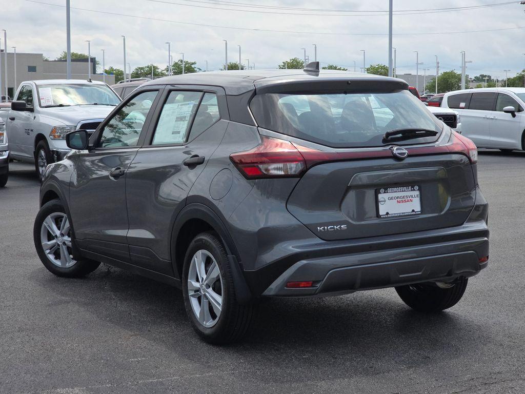 new 2025 Nissan Kicks Play car, priced at $23,007
