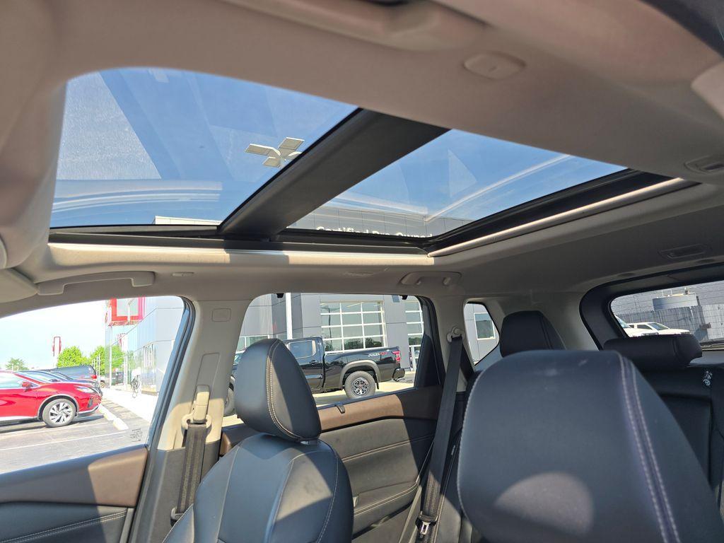 used 2022 Nissan Rogue car, priced at $25,999