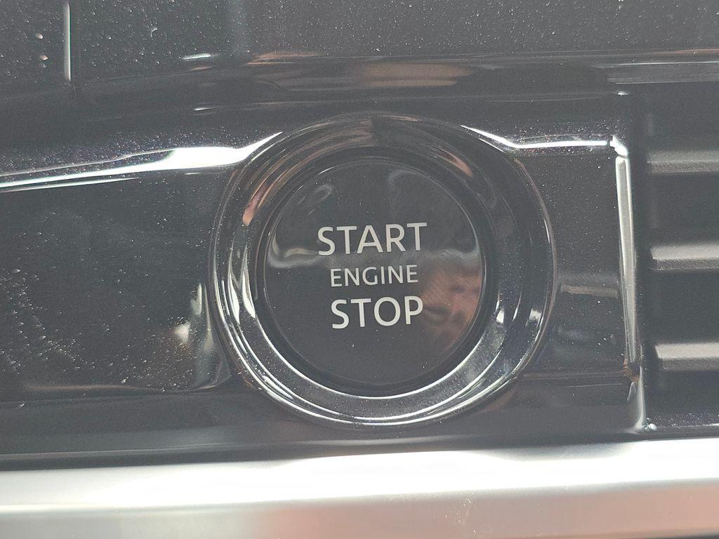 new 2025 Nissan Pathfinder car, priced at $52,152