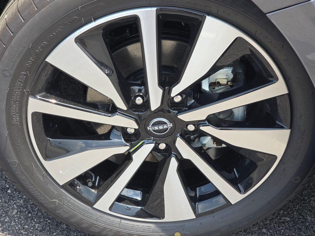 new 2025 Nissan Sentra car, priced at $25,917