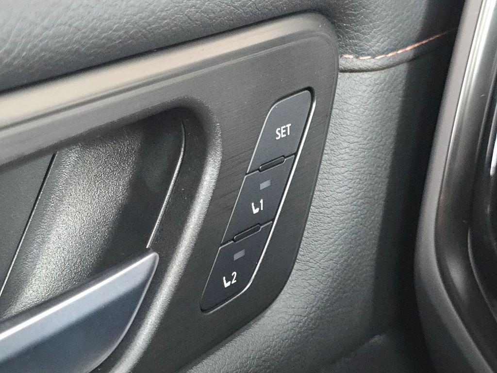 new 2025 Nissan Armada car, priced at $81,015