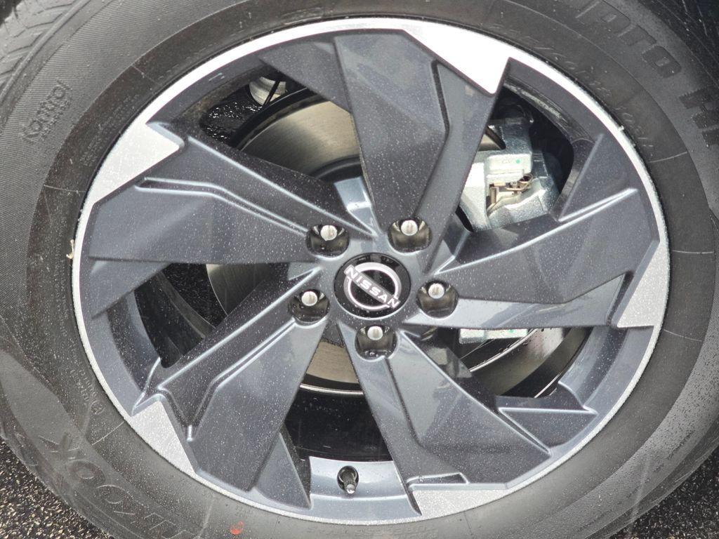 new 2025 Nissan Rogue car, priced at $33,385