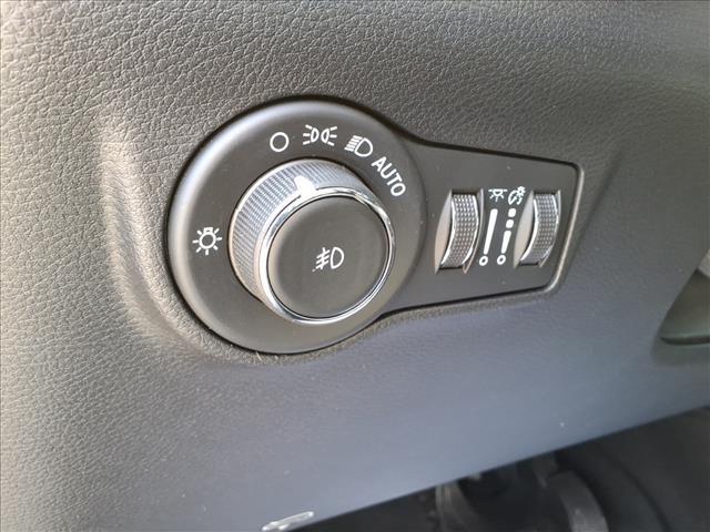 used 2022 Jeep Compass car, priced at $25,418