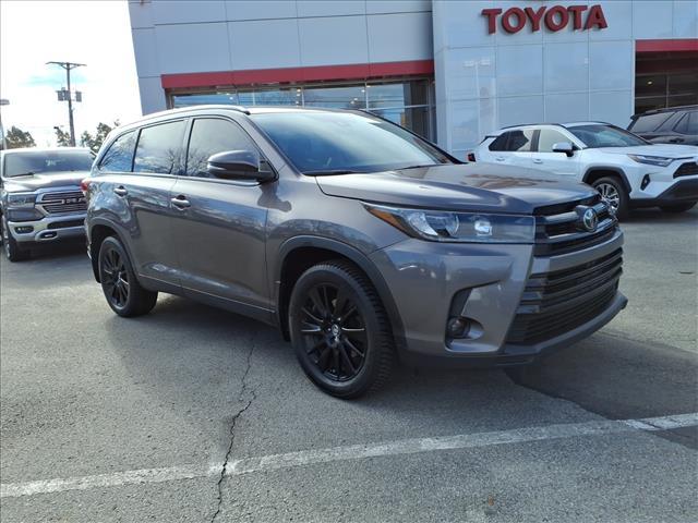 used 2019 Toyota Highlander car, priced at $19,870