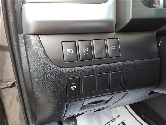 used 2019 Toyota Highlander car, priced at $19,870