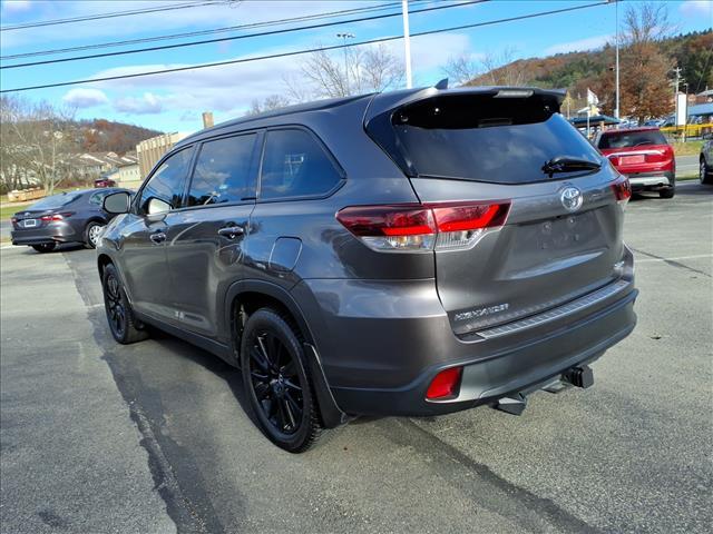 used 2019 Toyota Highlander car, priced at $19,870