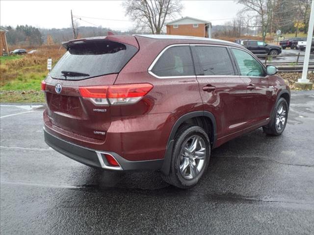 used 2019 Toyota Highlander Hybrid car, priced at $31,999