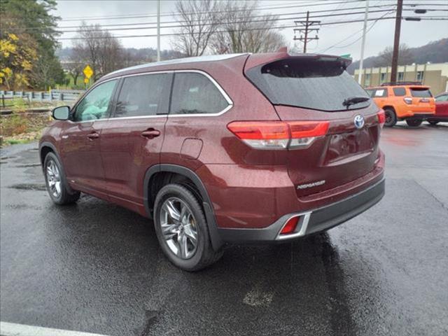 used 2019 Toyota Highlander Hybrid car, priced at $31,999