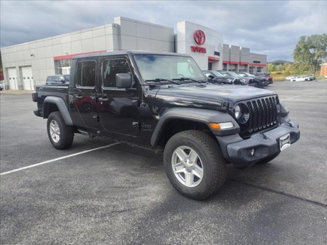 used 2020 Jeep Gladiator car, priced at $31,605