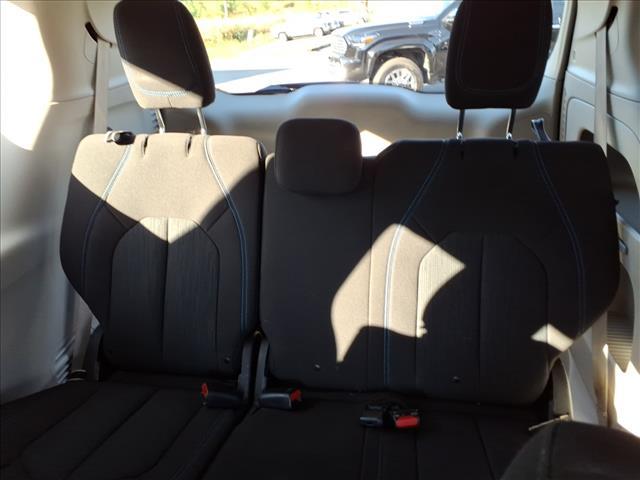 used 2021 Chrysler Pacifica car, priced at $21,624