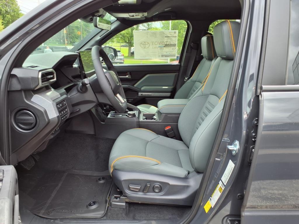 new 2025 Toyota Tacoma Hybrid car