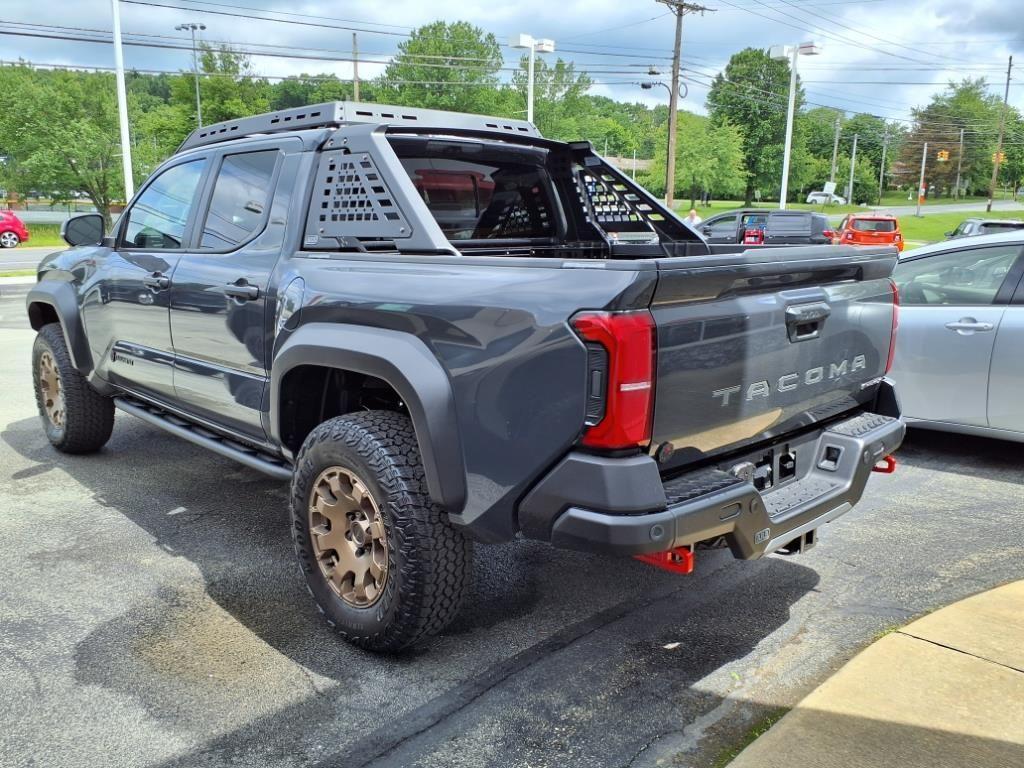 new 2025 Toyota Tacoma Hybrid car