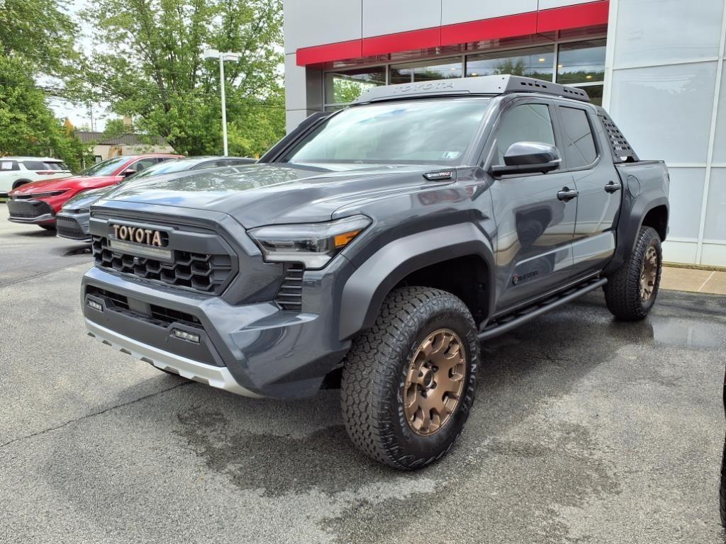 new 2025 Toyota Tacoma Hybrid car