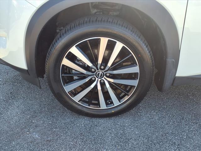 used 2024 Nissan Pathfinder car, priced at $40,423