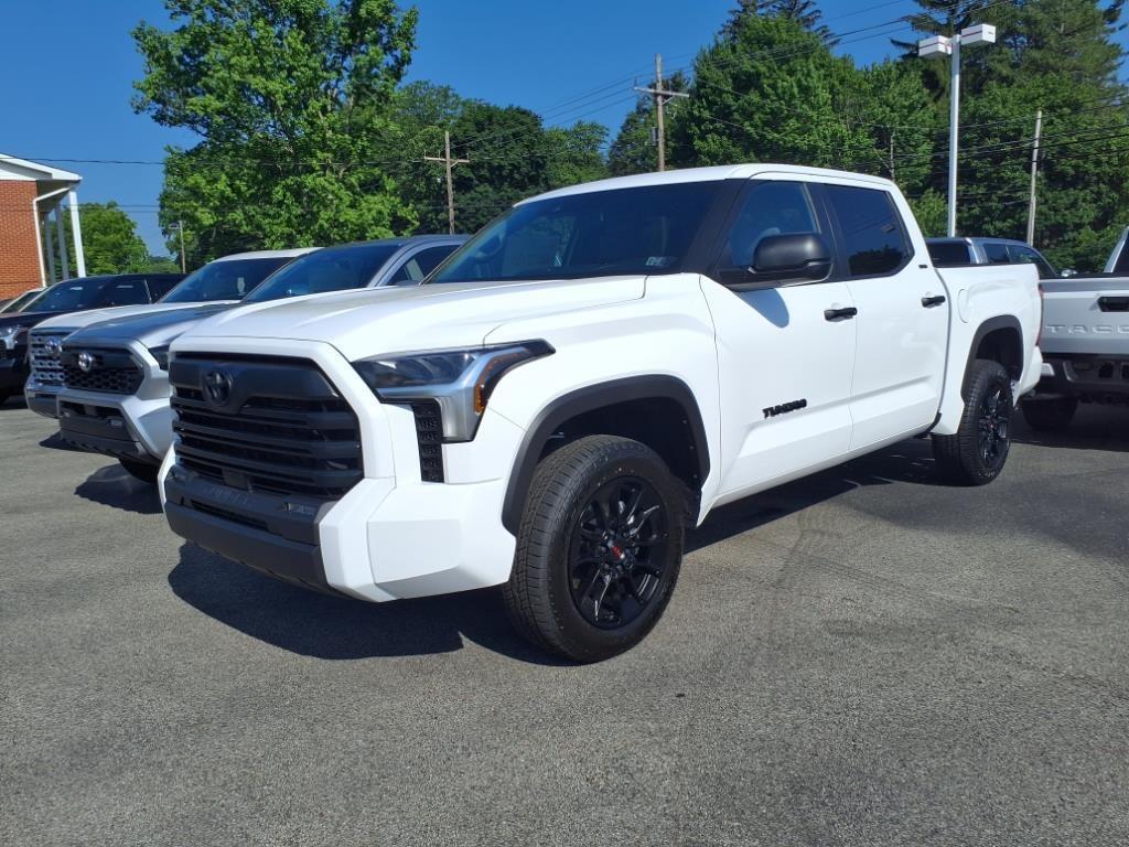 new 2025 Toyota Tundra car