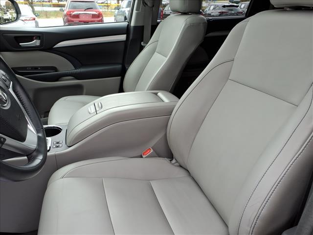 used 2015 Toyota Highlander car, priced at $14,798