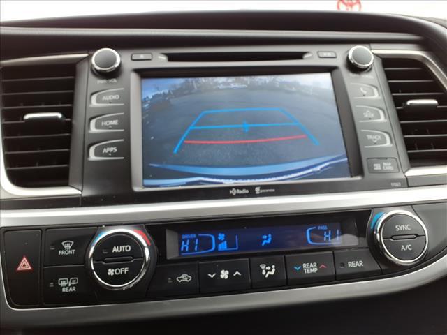 used 2015 Toyota Highlander car, priced at $14,798